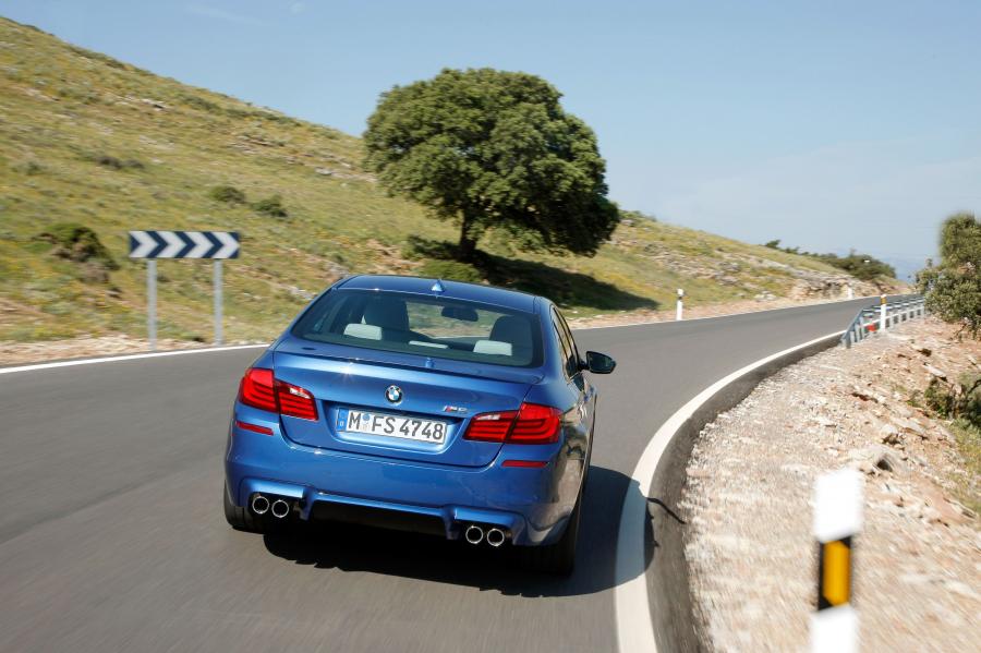  BMW M5 2012 года  (фото 245 из 319)